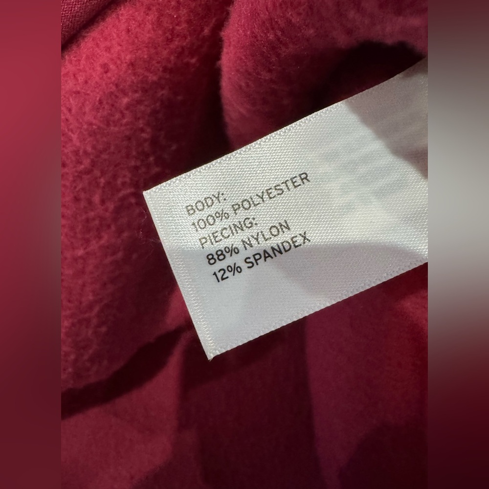 NWOT Duluth Women's Softmore Fleece Crewneck Pullover Wine Size‎ Large - Picture 4 of 5